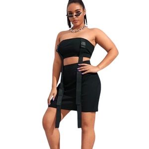 SHEIN Plus Push Buckle Belted Detail Crop Tube Top & Skirt Set